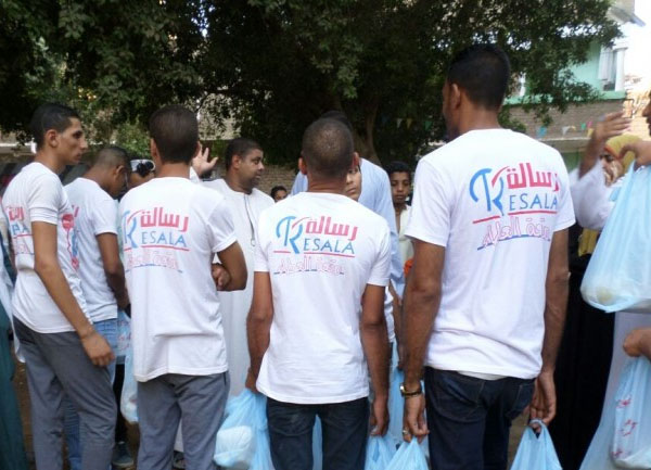مساعدة الاسر الفقيرة